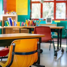 Klasa integracyjna: Czy warto wybrać taką opcję dla dziecka?